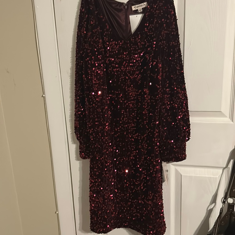 Fit for a Christmas party, over the knee fit size 12